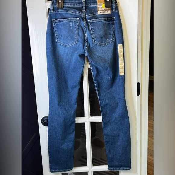 Authentic by SILVER JEANS "The Curvy Boyfriend" Jean Size 4 NWT - Picture 2 of 12